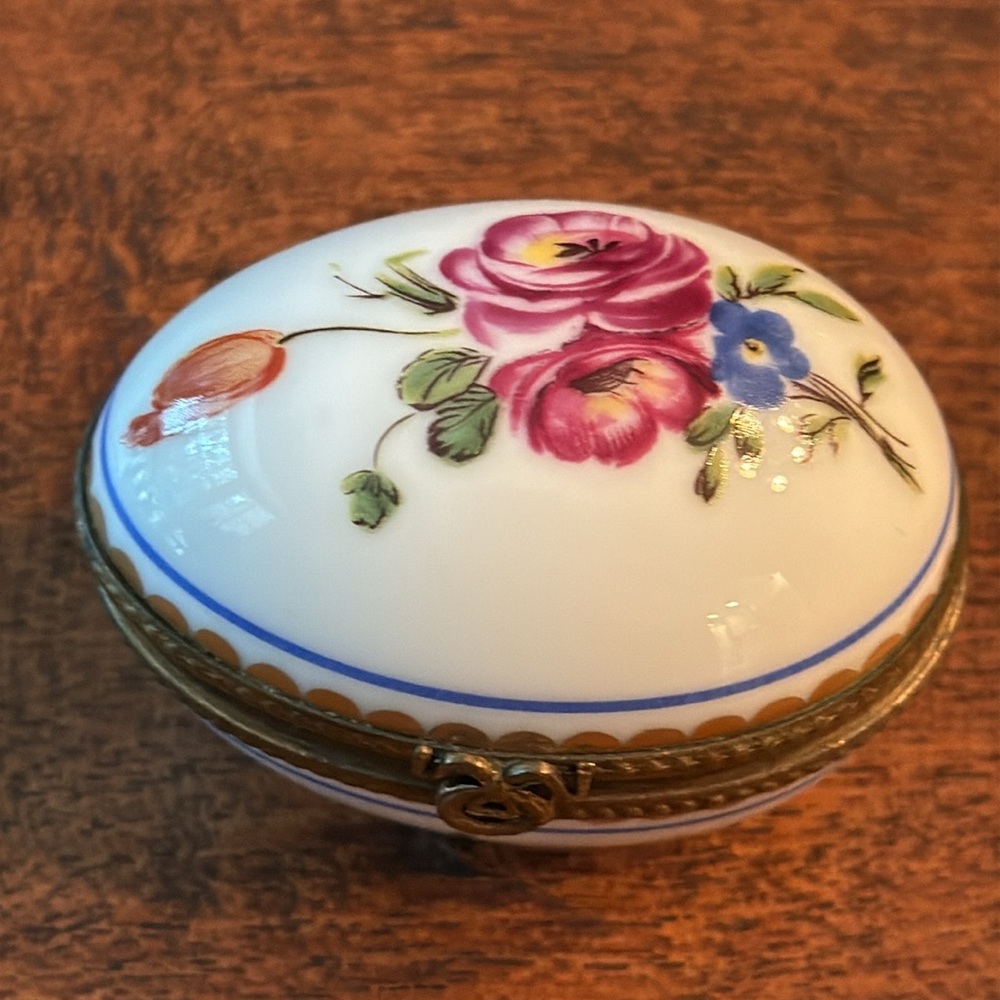 Limoges France Floral Porcelain Hinged Egg Shaped Trinket Box - Picture 10 of 13
